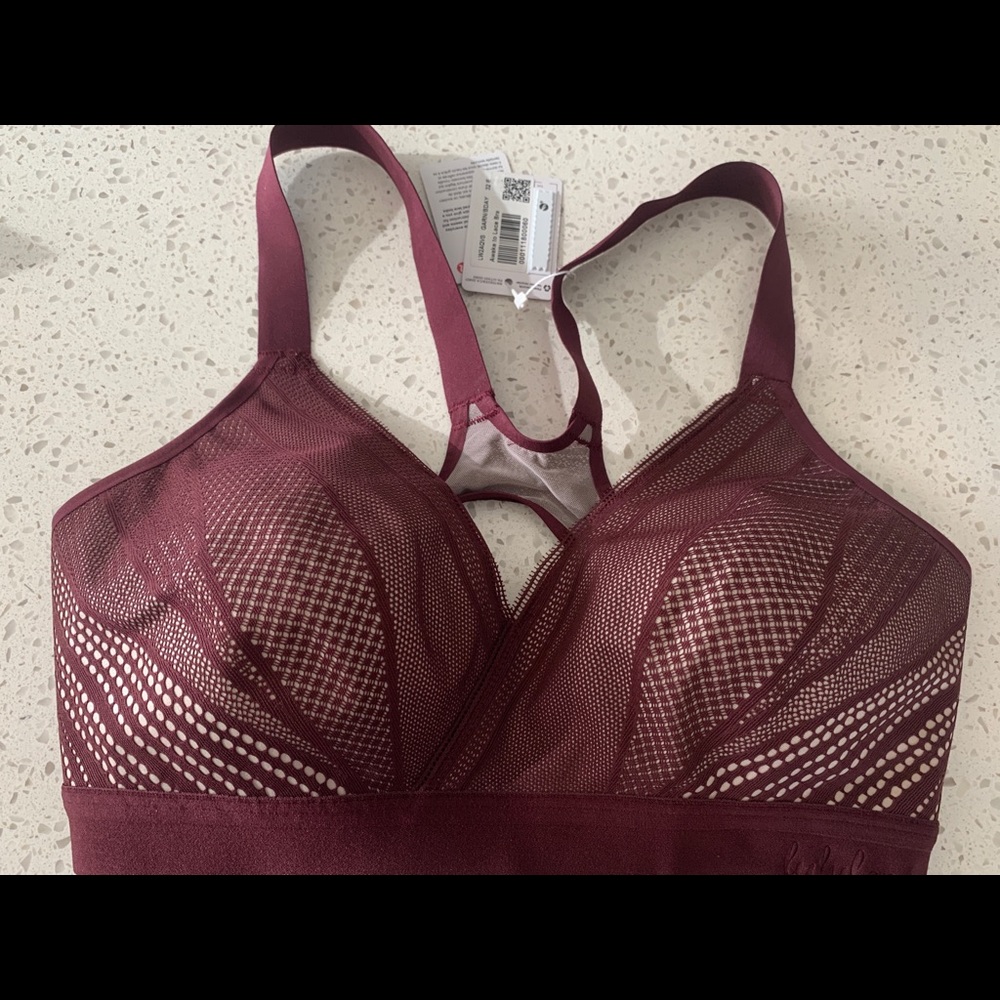 lululemon Awake to Lace Bra 32E
